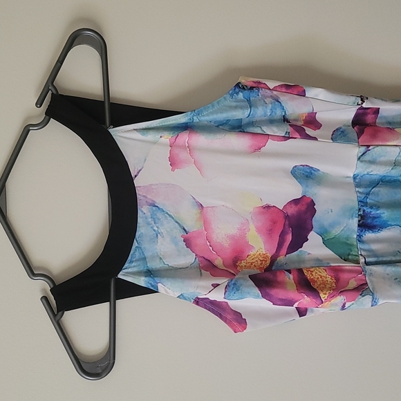 Sundress - Picture 4 of 4